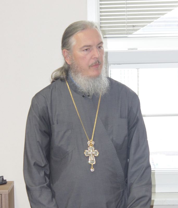 Pfarrer Dragan Micic feierte 30-en Jahrestag seines Pfarrdienstes in Linz
